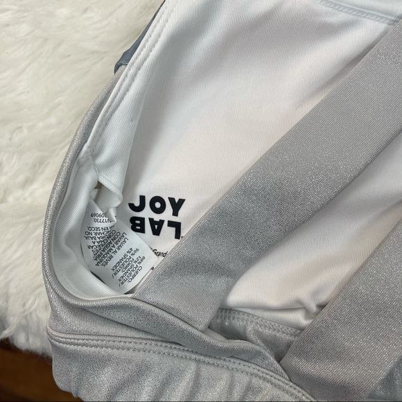 Joy Lab Silver Gray White Crisscross Sports Bra EUC Size L - Picture 4 of 7